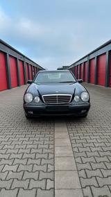 Mercedes-Benz Mercedes E240 W210 - Mercedes-Benz E-Klasse: W210