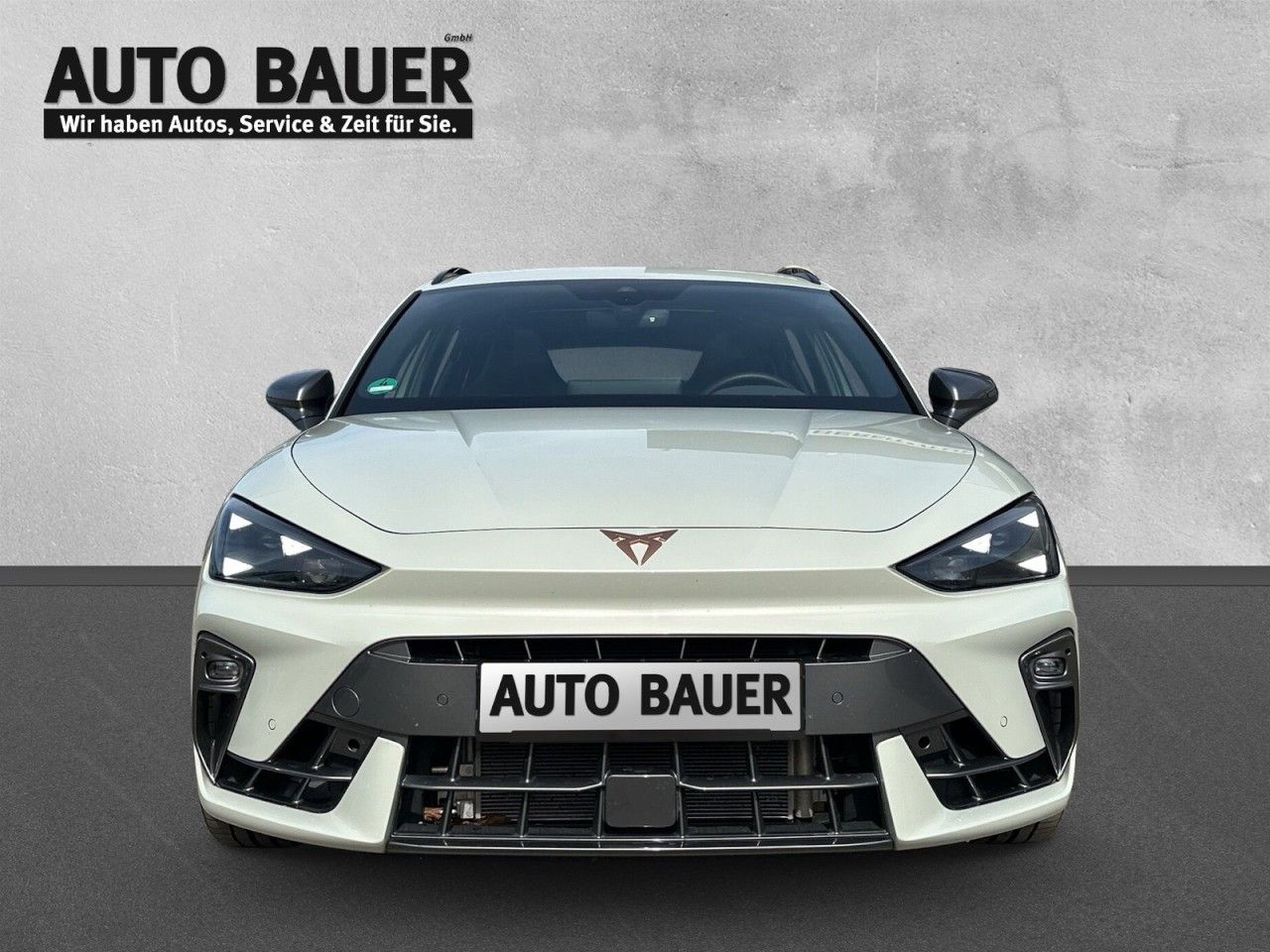 Fahrzeugabbildung CUPRA Leon ST VZ 2.0 TSI 333 PS 4Drive Akebono Pano - mit KI generiert/bearbeitet