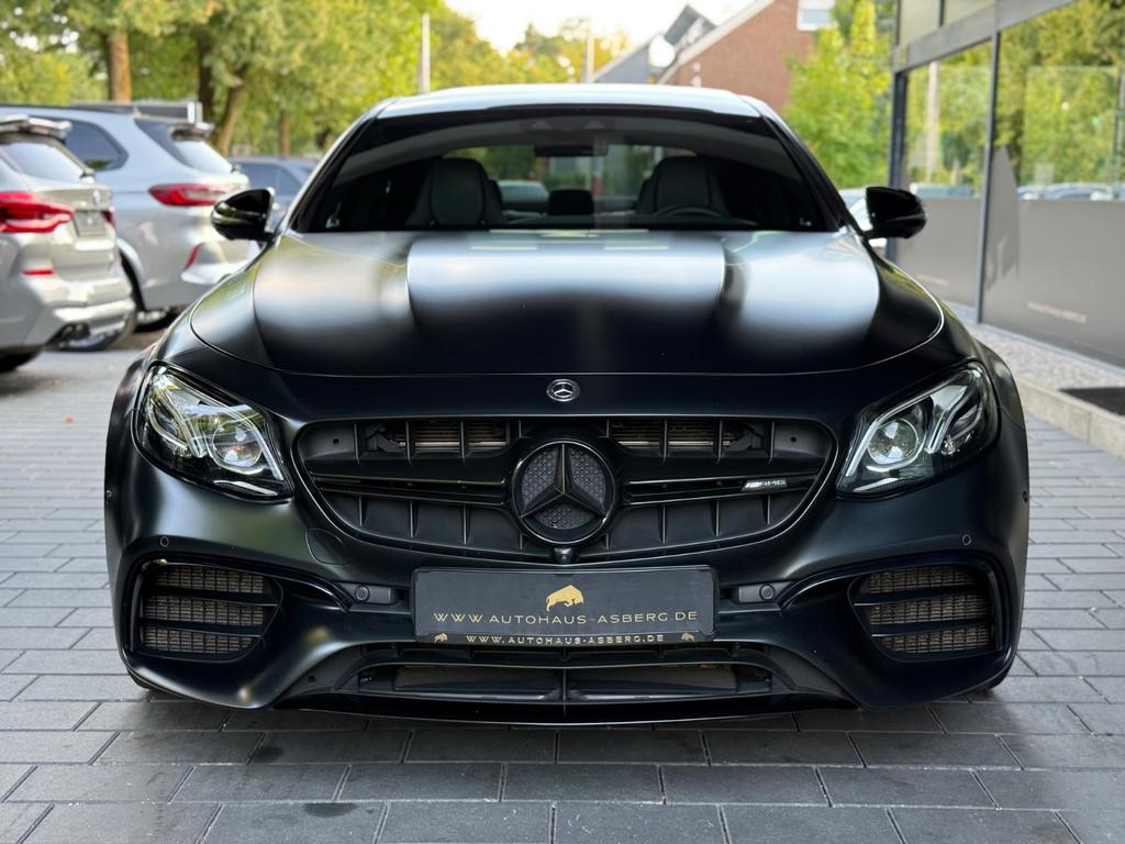 Mercedes-Benz E 63 AMG