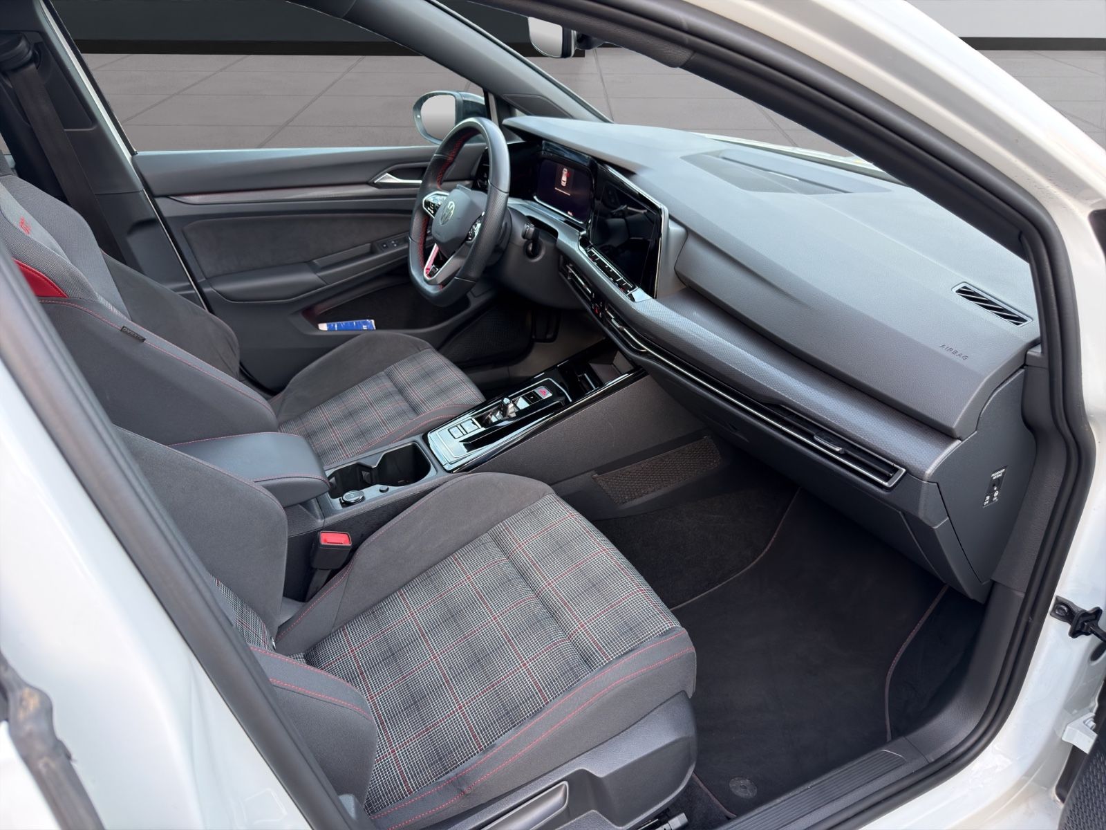 Fahrzeugabbildung Volkswagen Golf VIII Lim. GTI