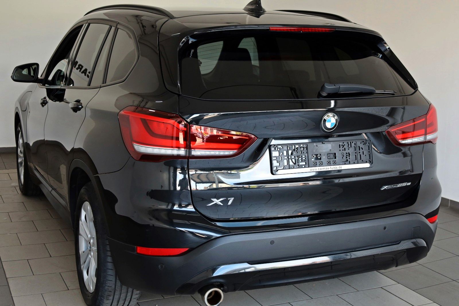 Fahrzeugabbildung BMW X1 xDrive25e Advantage,Leder,Navi,LED,Kamera,HUD