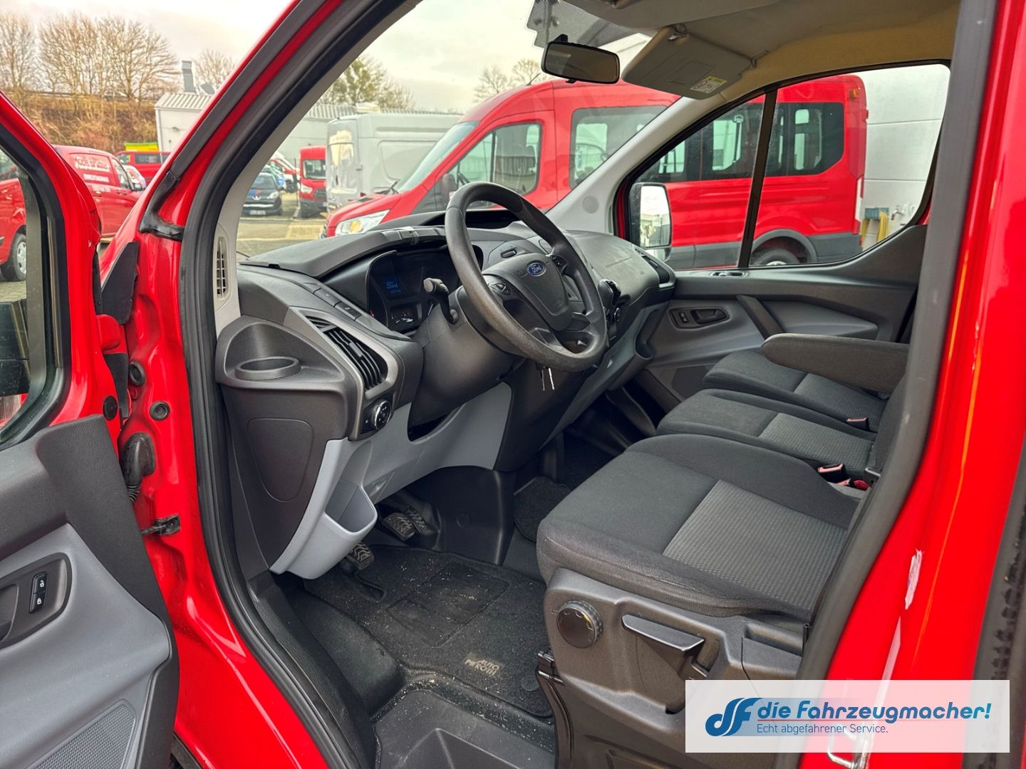 Fahrzeugabbildung Ford Transit Custom 300 L1 *7035 *KLIMA Berganfahrass