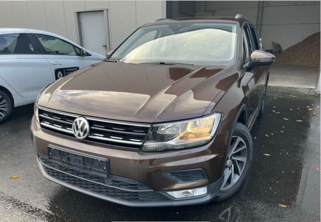 Volkswagen Tiguan, 1,4 TSI,DSG,ALLRAD,NAVI,KAM.AHK,PDC,ALU