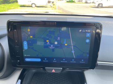 Toyota Yaris Cross 1.5 Hybrid Business *ACC*SHZ*CAM*
