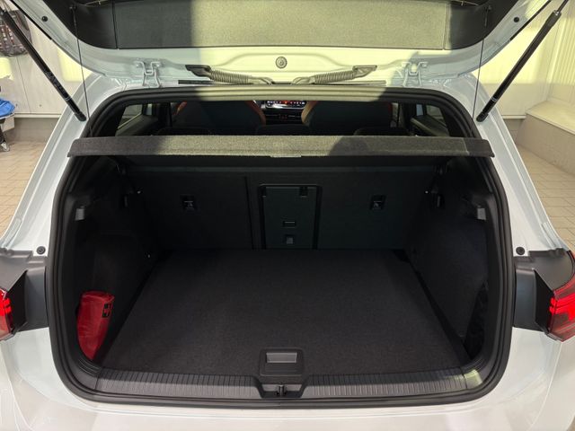 Golf VIII GTI 2.0 TSI DSG NAVI LED-PLUS SOUNDSYS