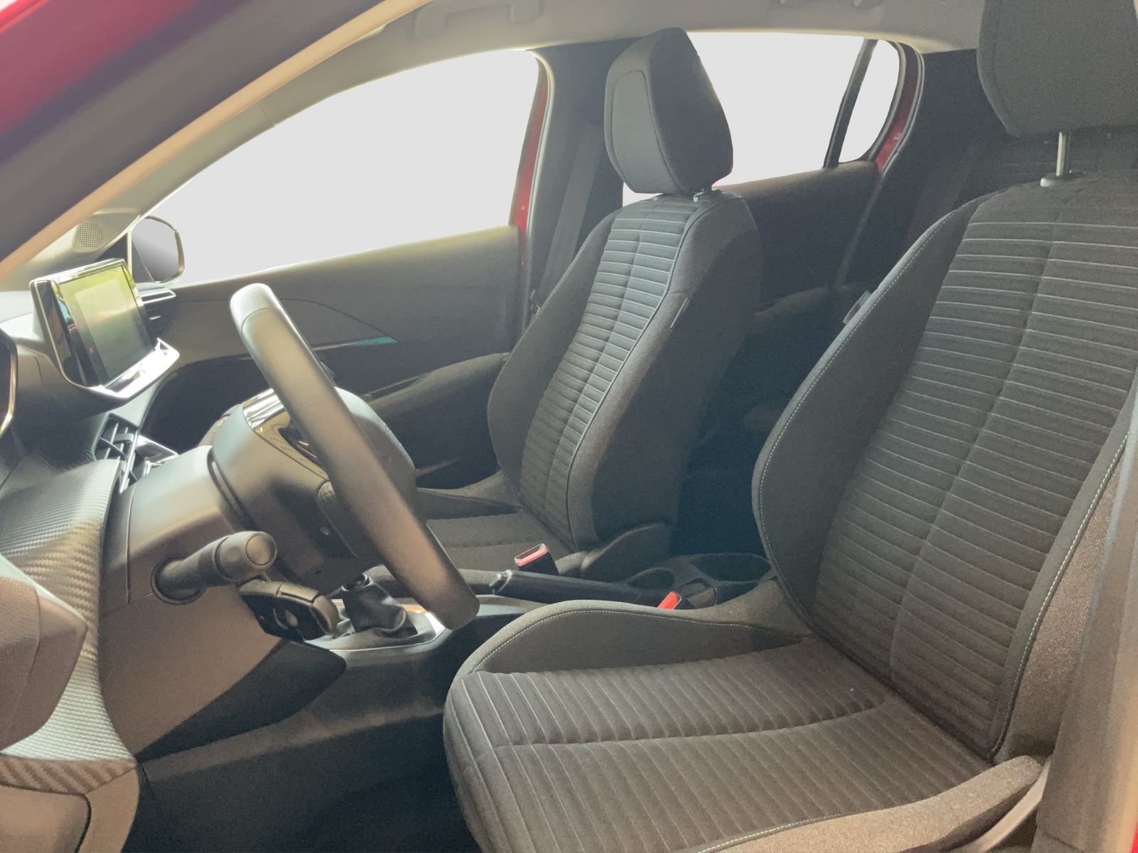 Fahrzeugabbildung Peugeot 208 1.2 PureTech Style