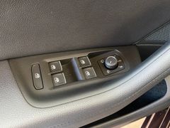 Fahrzeugabbildung Volkswagen Passat Variant 2.0 TDI DSG HUD Pano 360° LED ACC