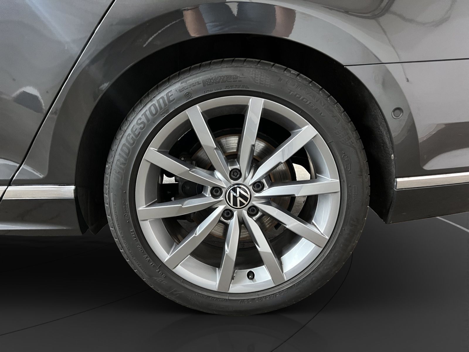 Volkswagen Passat Variant - Bild 12