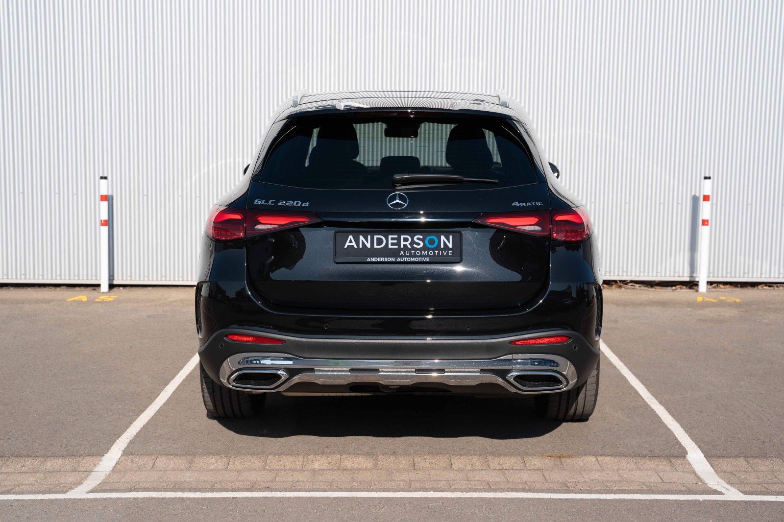 Fahrzeugabbildung Mercedes-Benz GLC 220D AMG PREM. 4MATIC BURM MBUX 20" 1.HD AHK
