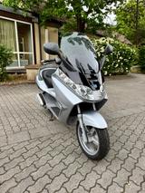 Piaggio X8 125cc - PIAGGIO X8 125