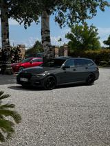 BMW 330d xDrive Touring M Sport Auto. M Sport - BMW 330 Gebrauchtwagen in München