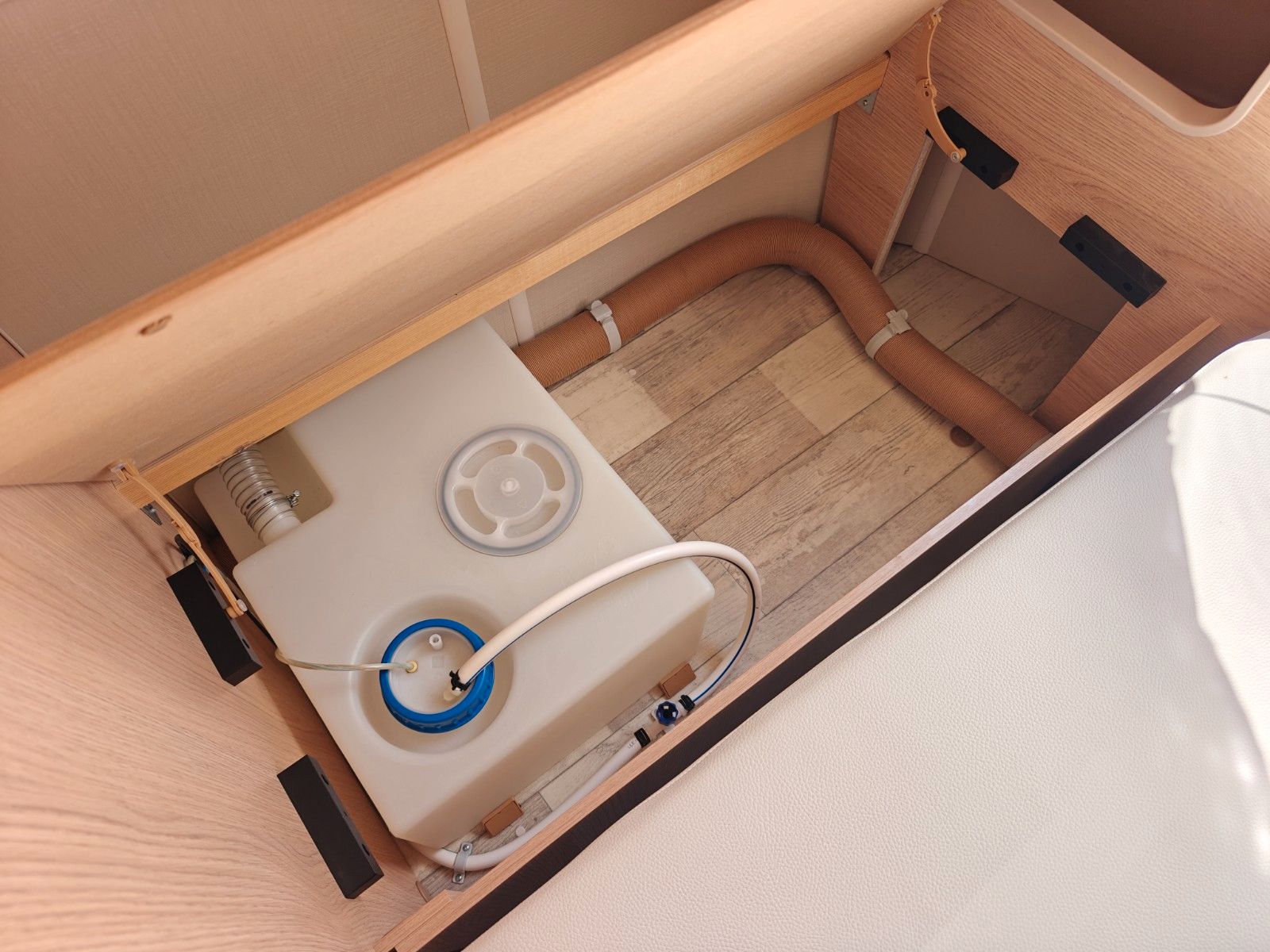 Fahrzeugabbildung HYMER / ERIBA / HYMERCAR Touring Troll 530 Ocean Drive - Mover, Autark -