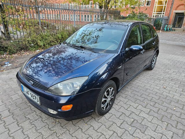 Ford Focus 1.6 Klima