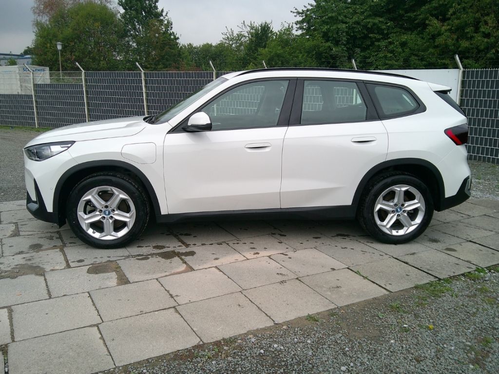 BMW X1 xDrive25e ParkAssisPlus DrivAssisPlus Head-Up foto 2