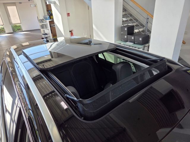 Passat Variant Elegance 2.0 TDI MATRIX PANO STH