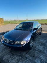 Audi A4 B5 TÜV NEU 1.6liter - Audi A4 aus 1997: 1.6