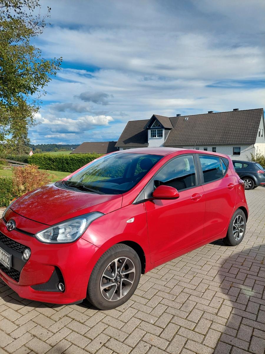 Hyundai i10 1.2 Sondermodell "Yes" 