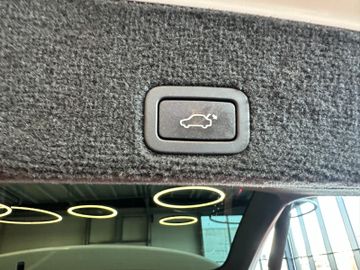 Volvo XC 60 R-Design AWD