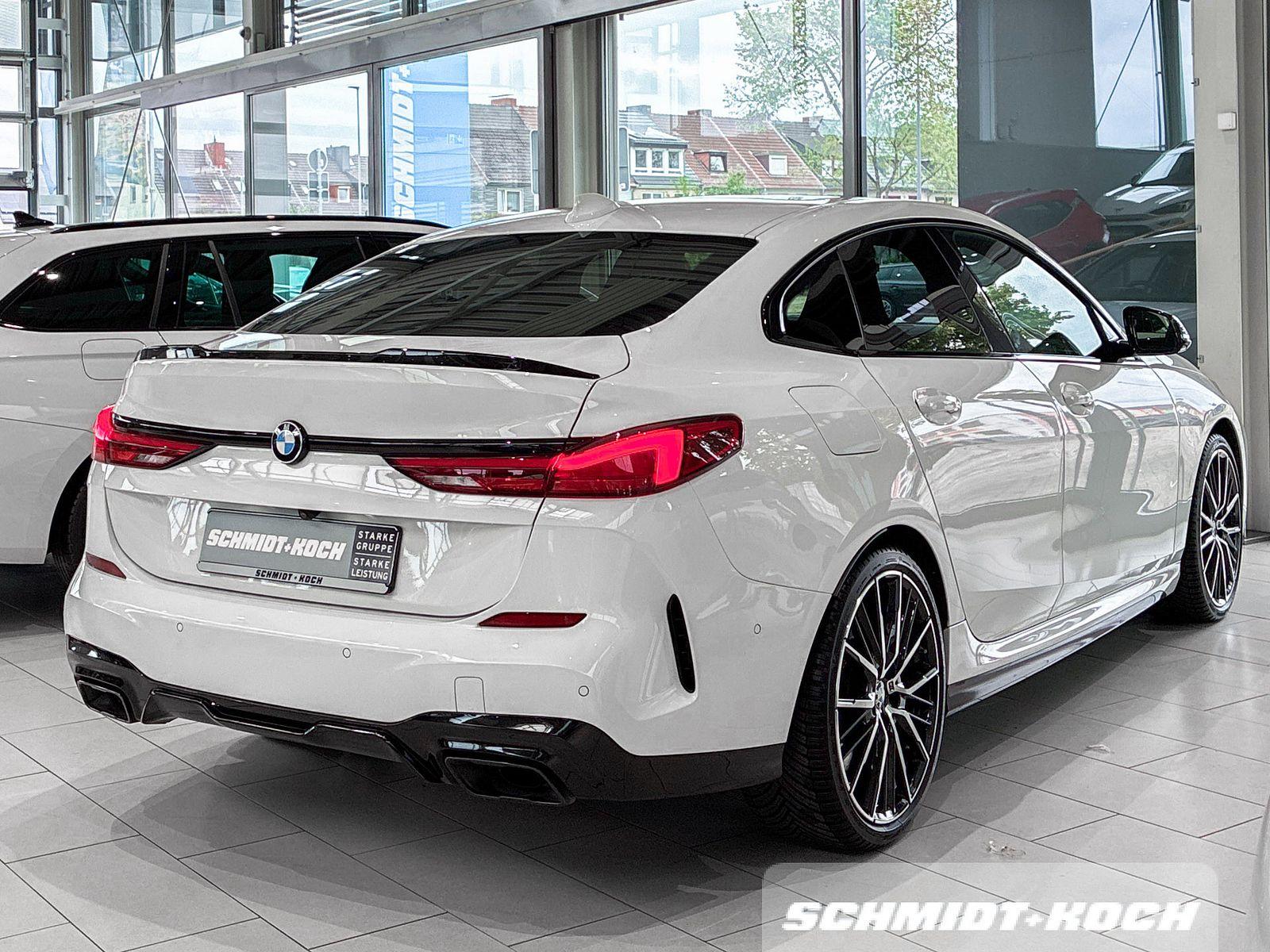 BMW M235i Gran Coupé xDrive AT Steptronic PANO