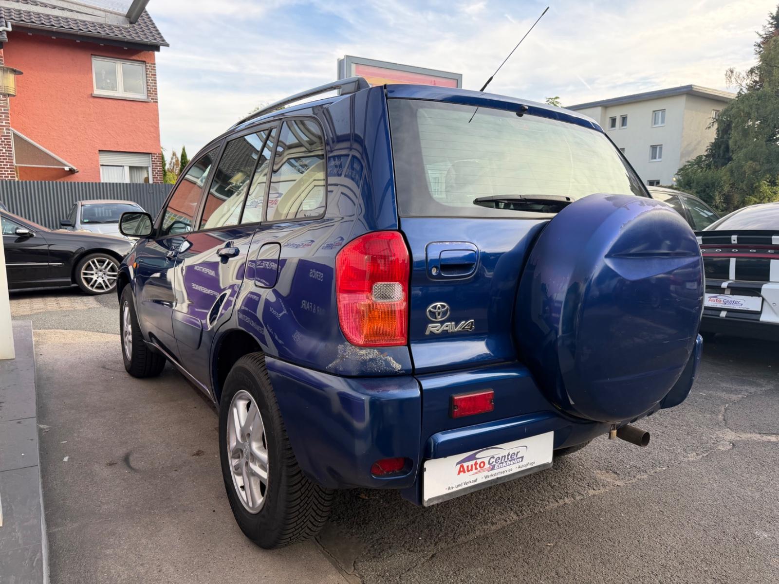 Toyota RAV4 1.8 VVT-i 125 ch Essence • Clim • Pneus toutes saisons • Jantes alliage