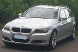 BMW 320i gepflegt 56800 km - BMW 320 aus 2009: Kombi, 320i