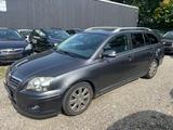 Toyota Avensis Kombi 1.8 Team - Toyota Avensis aus 2008: Kombi