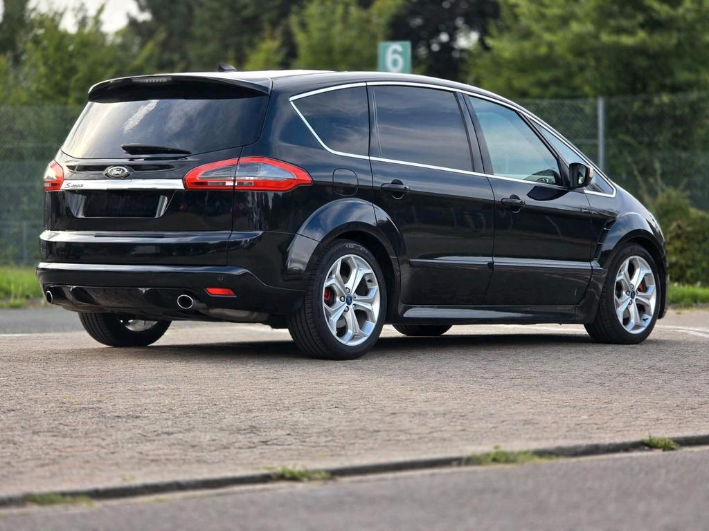 Ford S-Max