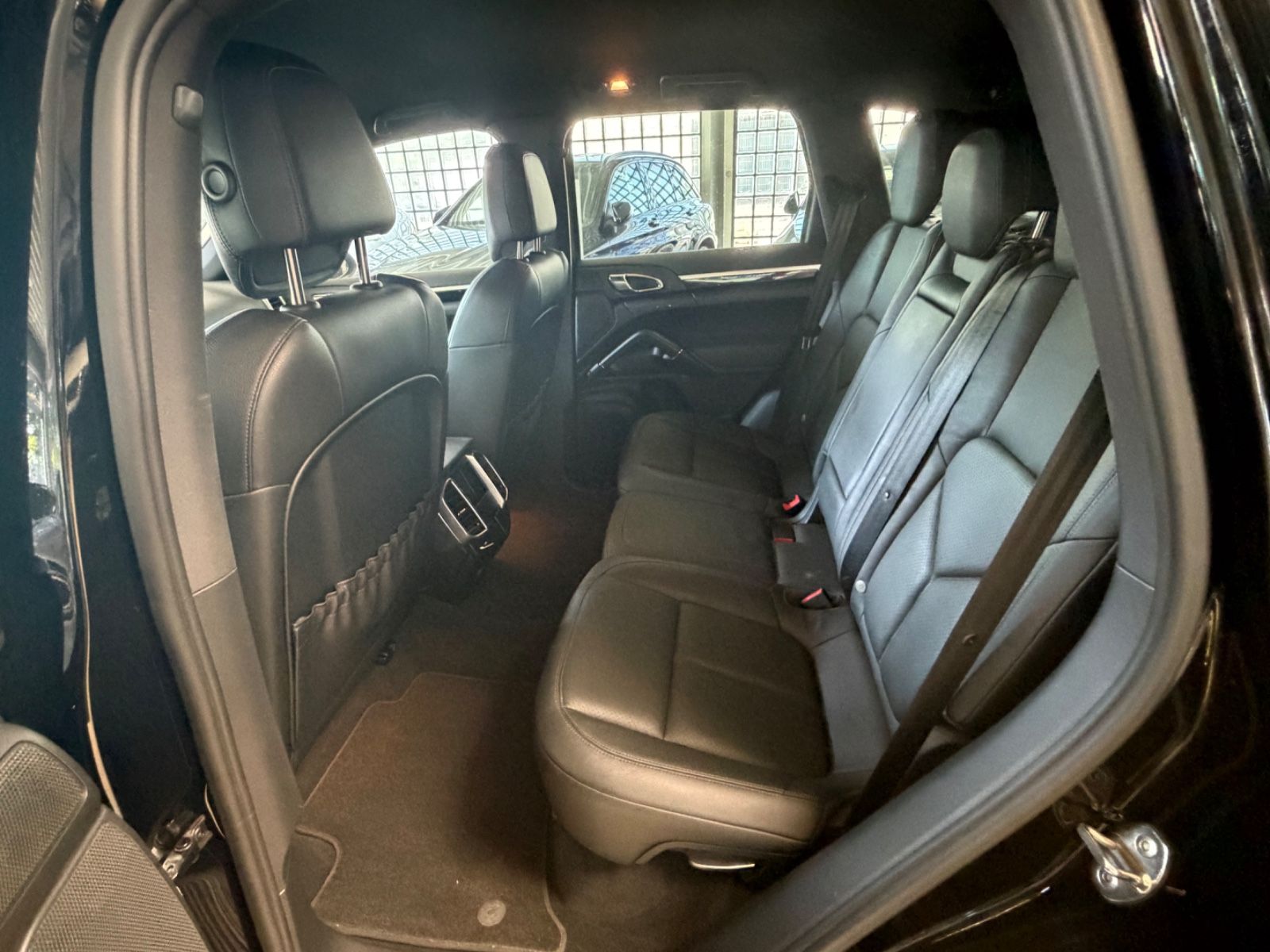 Fahrzeugabbildung Porsche Cayenne Diesel