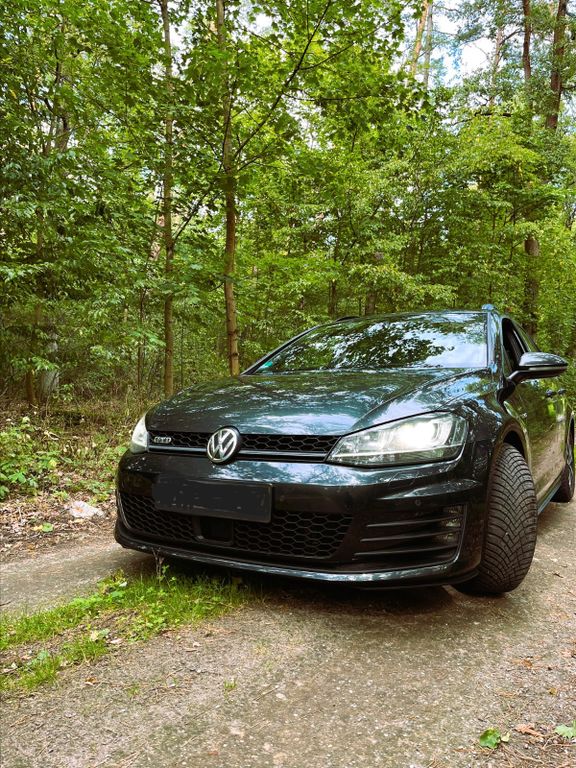 Image of Volkswagen Golf