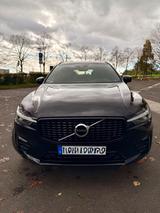 Volvo XC60 B5 D AWD R Design Geartronic R Design - Volvo XC60 in Mainz