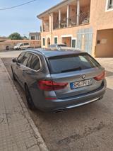 BMW 540d xDrive Touring A - - silberne BMW 540