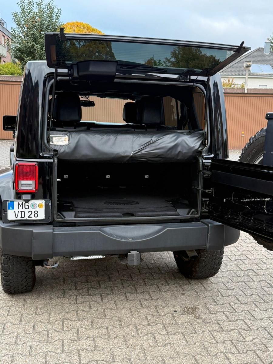 Jeep Wrangler Unlimited Rubicon 3.6 V6 284ch 4x4 - 2 ème main - Carnet entretien - Alpine - Attelage - Non fumeur
