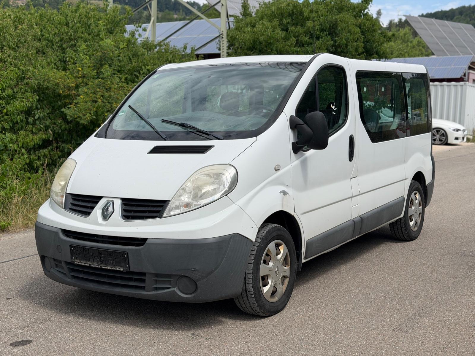 Renault Trafic Combi L1H1verglast/AUTOMATIK/5-SITZE/EUR5