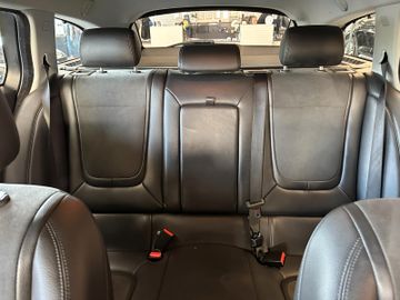 Jaguar XF *Keyless*AHK*BI-XENON*Leder*2-Zonen*