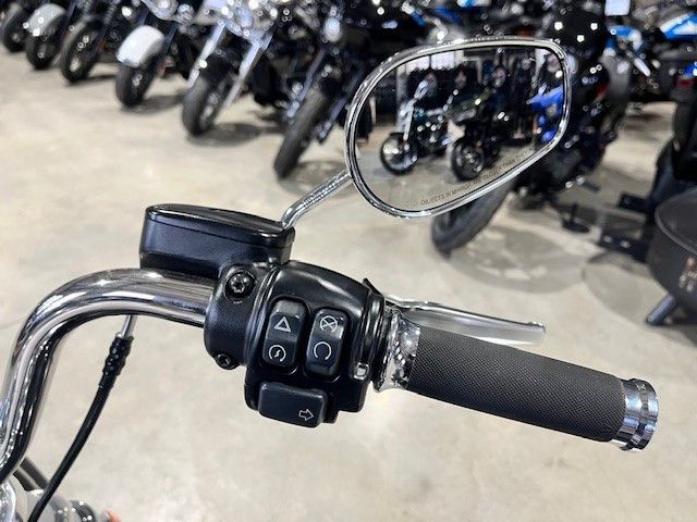 Fahrzeugabbildung Harley-Davidson FXLRS Low Rider 107cui M8