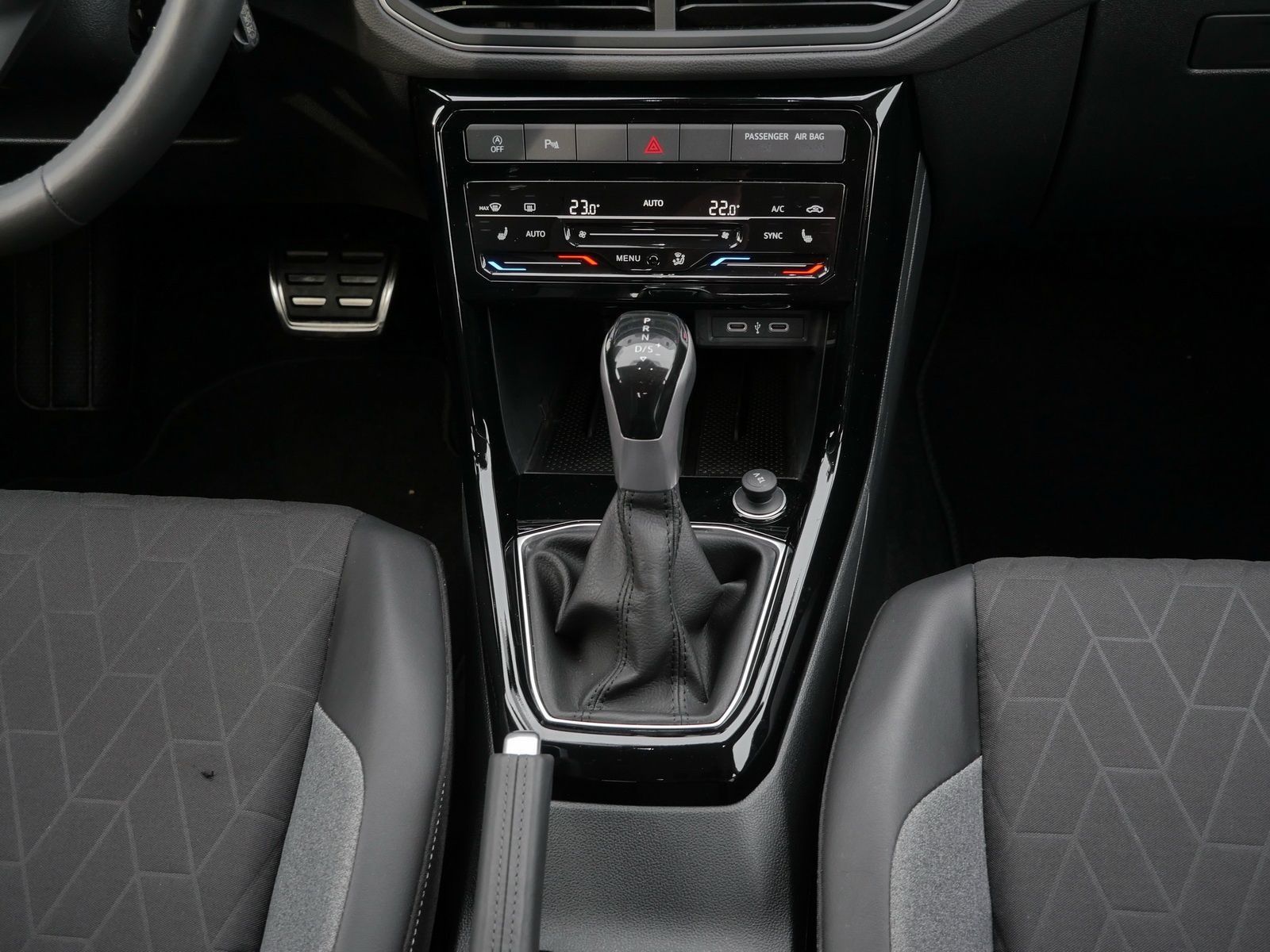 Volkswagen T-Cross - Bild 9