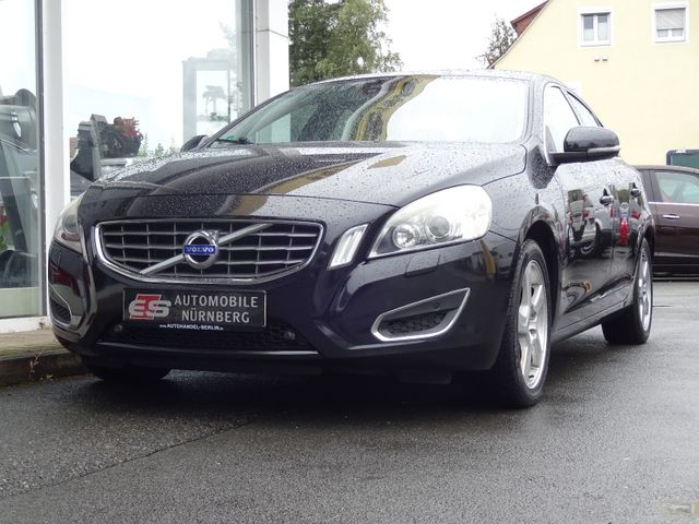 Volvo S60 Lim. Summum 2,4 mit 205 PS 1Jahr Garantie