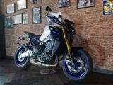 Yamaha MT-09 SP Garantie bis 2028, viel Zubehör - YAMAHA NAKED BIKE