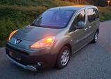 Peugeot partner 1.6 hdi tepee Behinderteng... - gebrauchte Peugeot Partner Tepee aus dem Jahr 2010