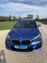 BMW 220i M Sport/AHK/ACC/Kam/LED/fastVollausstattun - BMW 220 Active Tourer aus 2020