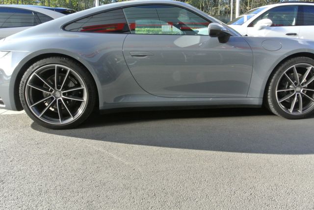 Porsche 992 coupe c2,artik/schw,inno,abgas,essd,pdk,21",