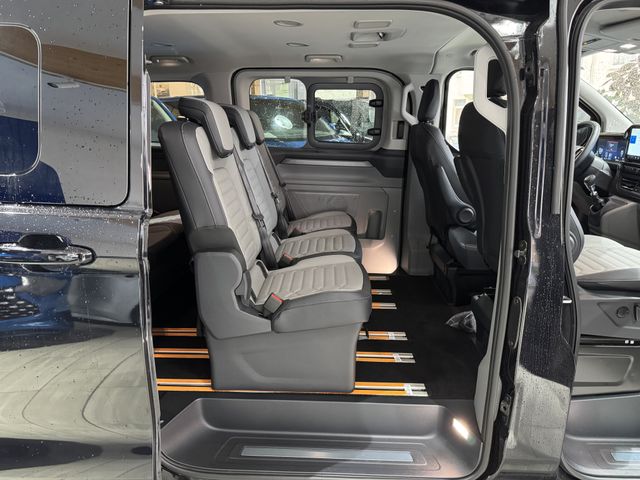 Ford Tourneo Custom 2.0 EcoBlue L1 Titanium