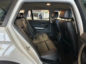 MYAUTOCENTER – Gebraucht- und Jahreswagen mit Werkstattservice in Pfaffenhofen BMW 3 Touring 320d *Klima*Automatik*Sitzheizung*