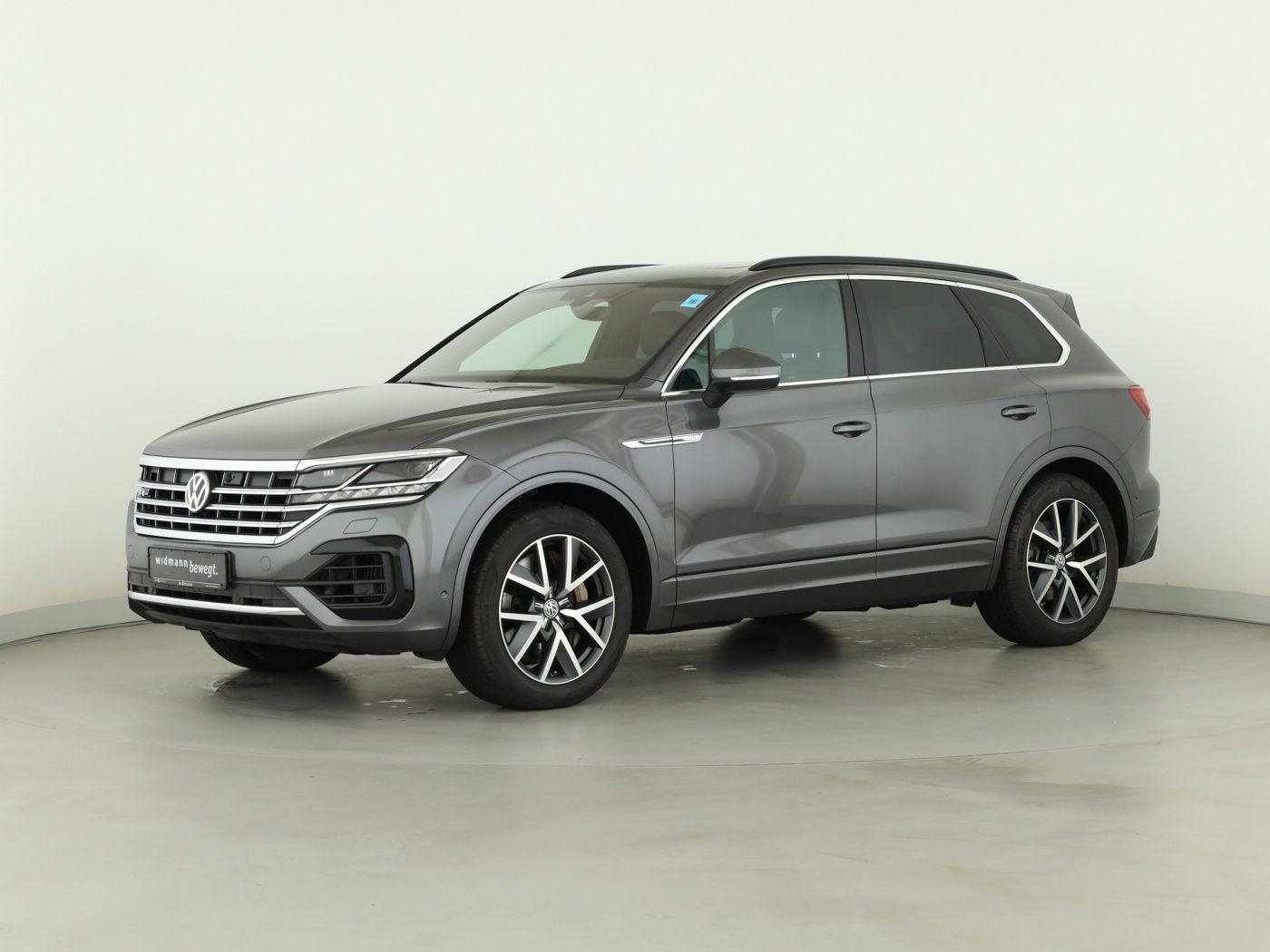 Volkswagen Touareg 4.0 V8 TDI R-Line AHK Massage Pano Stand foto 5