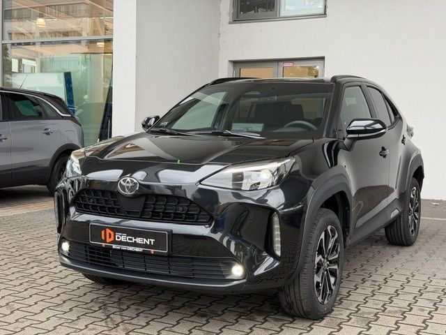 Fahrzeugabbildung Toyota Yaris Cross Teamplayer 1.5l Hybrid Winterpaket