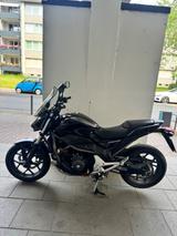 Honda  NC 700SA Motorrad - Schwarz - Offers