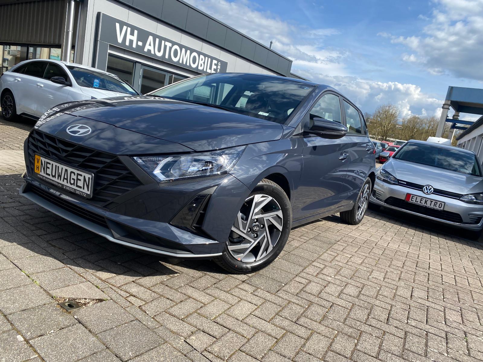 Hyundai i20*16"ALU*NAVI&RÜCKFAHRKAMERA*PDC h*Winterpaket