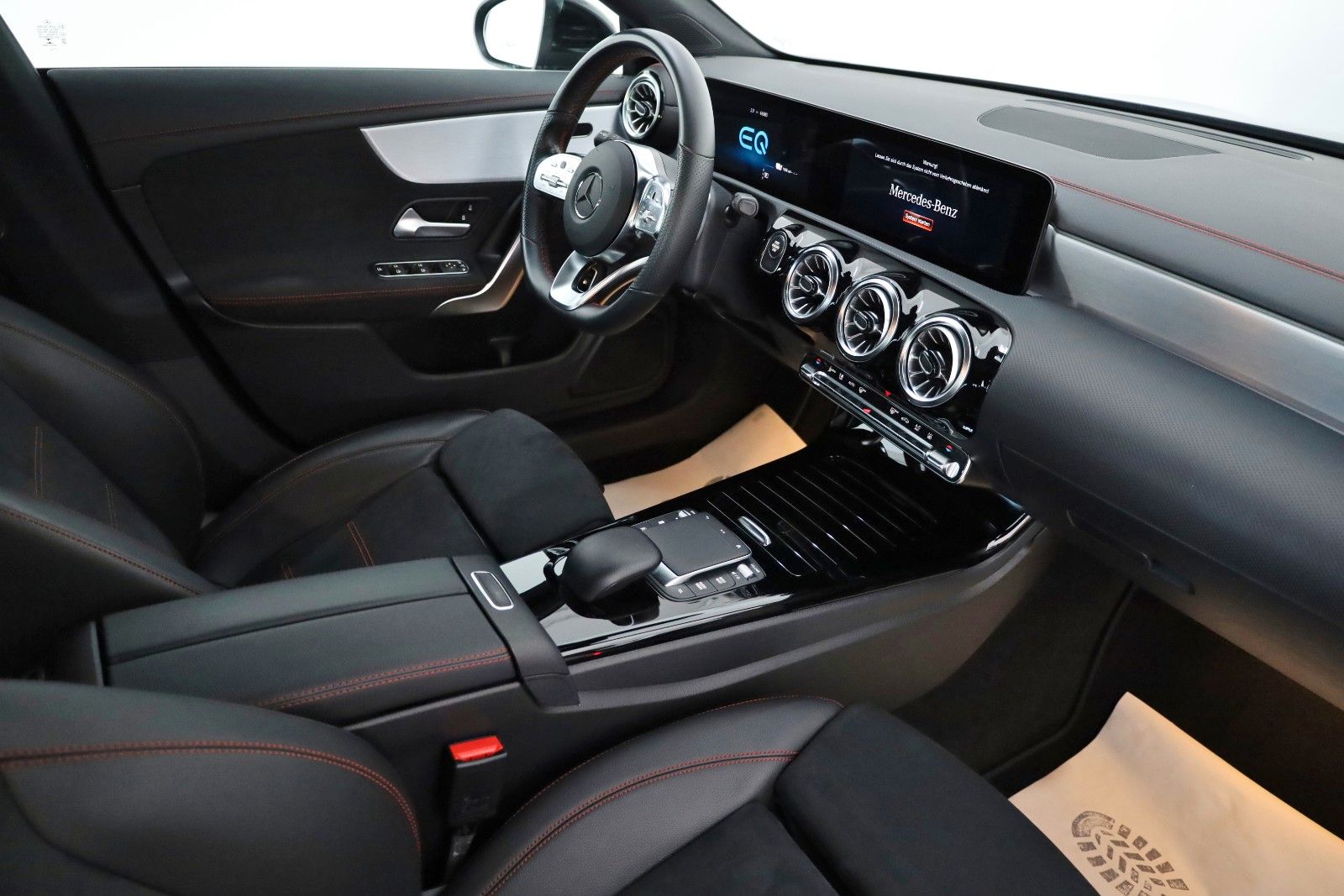 Fahrzeugabbildung Mercedes-Benz CLA 250 e SB,AMG-line,T.Leder,Navi,LED,SH,Kamera