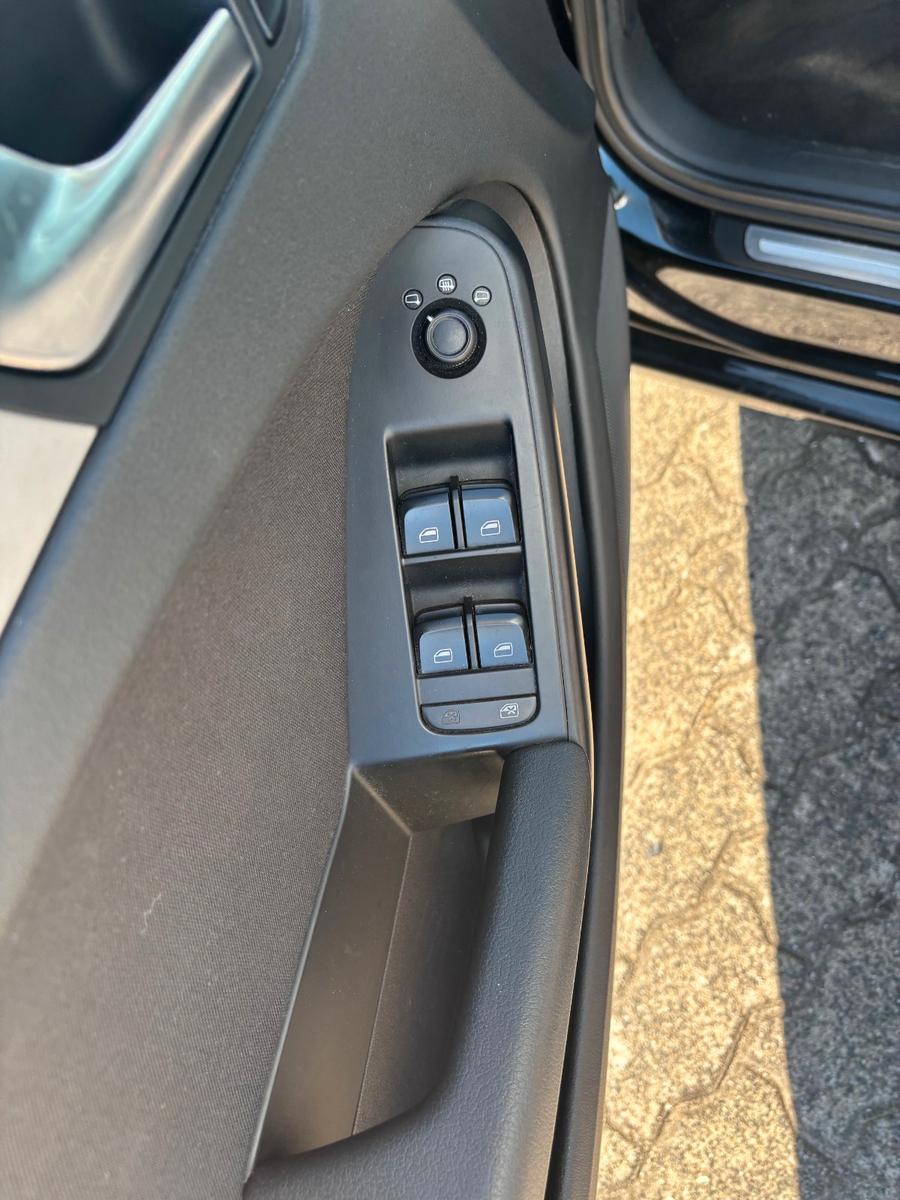 Audi A4 2009 — photo 15