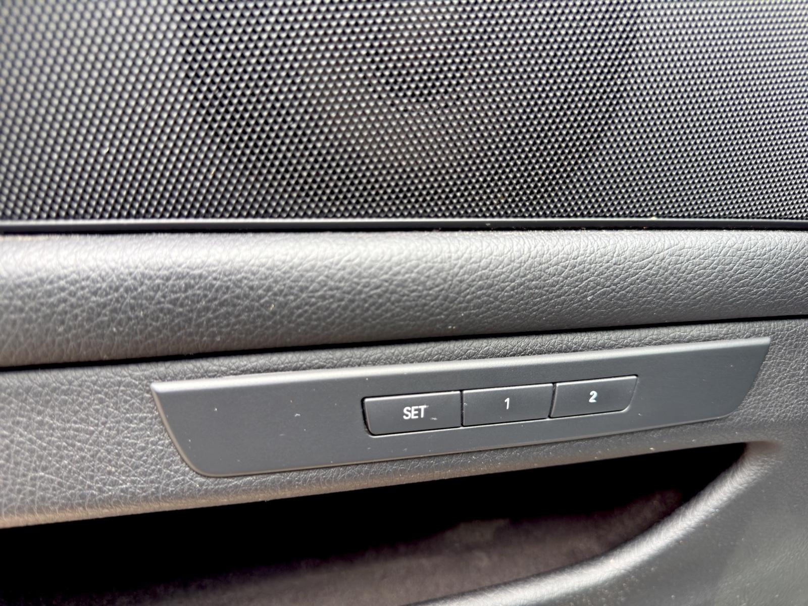BMW 530 d xDrive+Navi+Kamera+Head-Up+Panaroma+8XLM
